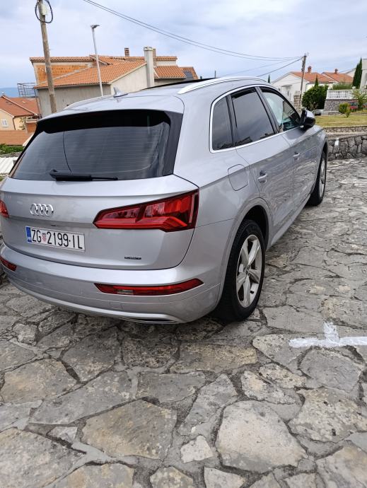 Audi Q5 2,0 TDI, fotografija 2