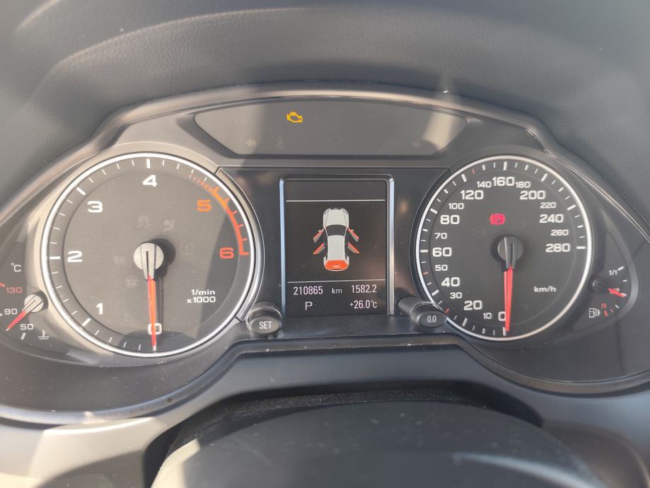 Audi Q5 2,0 TDI S-tronic automatik, Quatro 4x4, HR vozilo, fotografija 14