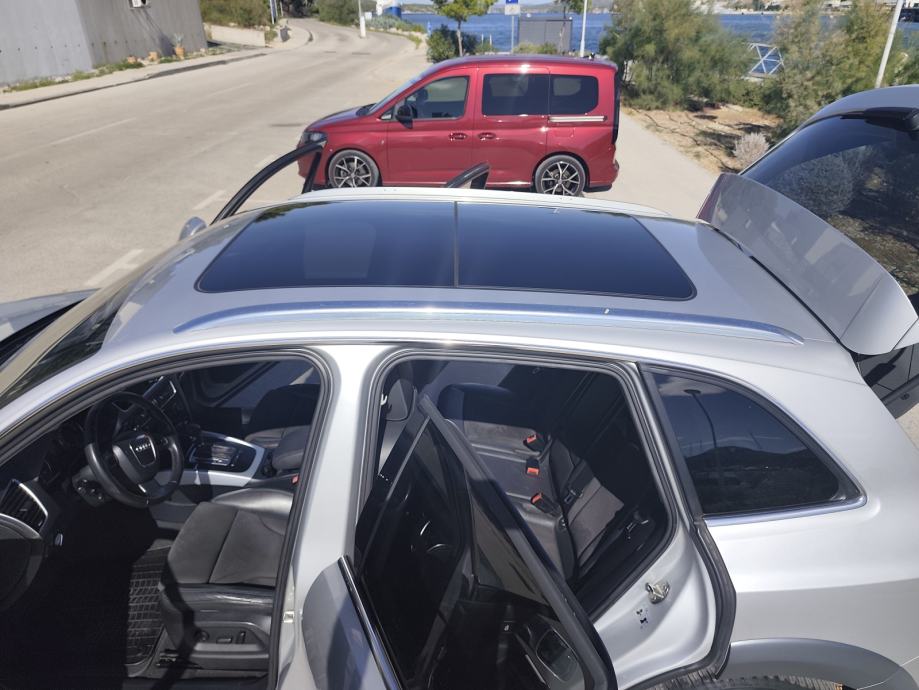 Audi Q5 2,0 TDI S-tronic automatik, Quatro 4x4, HR vozilo, fotografija 15