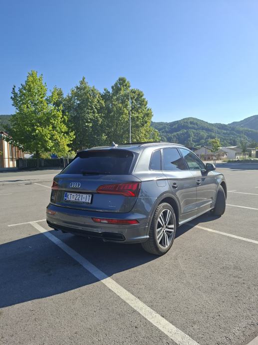 Audi Q5 2020 u full opremi ( 3xSline, Matrix, Panorama, 360, zracni..), fotografija 2