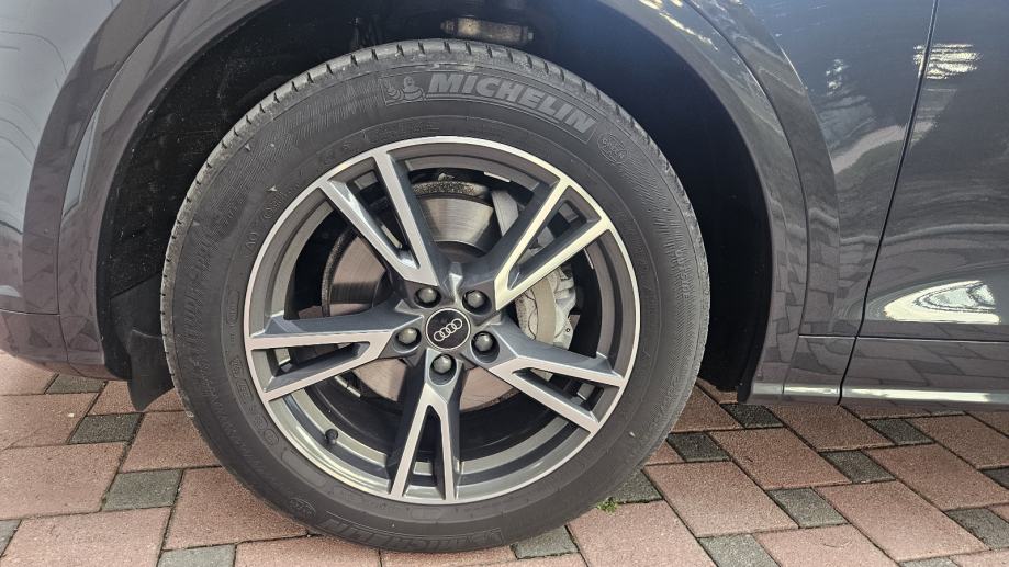 Audi Q5 35 TDI ,S LINE,19", fotografija 5
