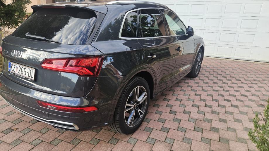 Audi Q5 35 TDI ,S LINE,19", fotografija 6
