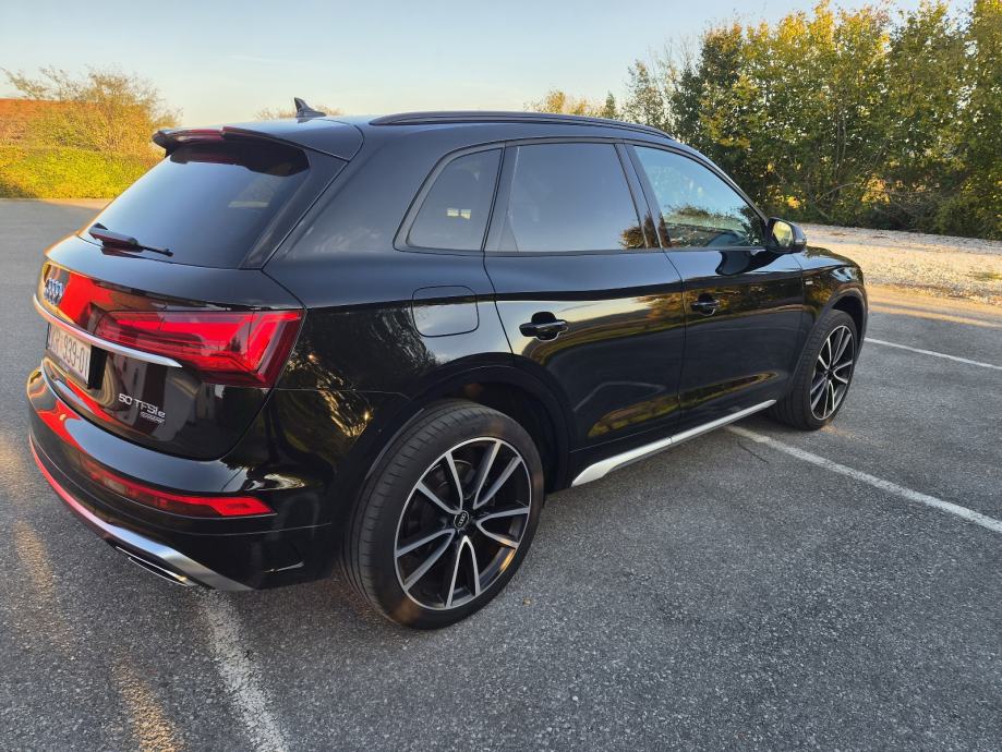 Audi Q5 50Tfsie, plug-in hibryd, S-line, fotografija 4