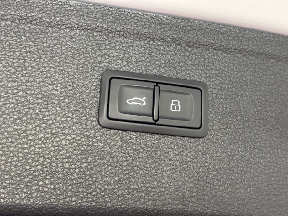 Audi Q5 55 TFSI-e Quattro S-Line - Black optic, alu 20, ACC, fotografija 20