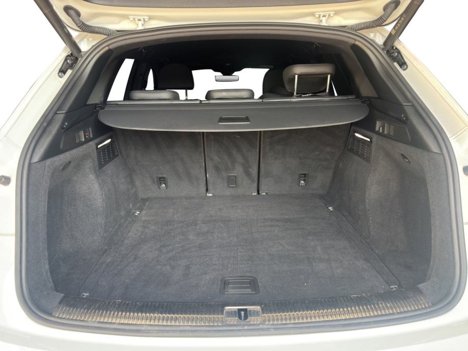 Audi Q5 Quattro 40tfsi S-line; LED, ALU. NAVI, VIRTUAL, fotografija 15