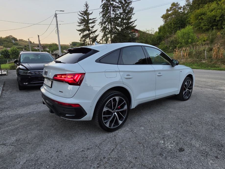 Audi Q5 Sportback 40 TDI Quattro — s-line — panorama — B&O — servisna, fotografija 5
