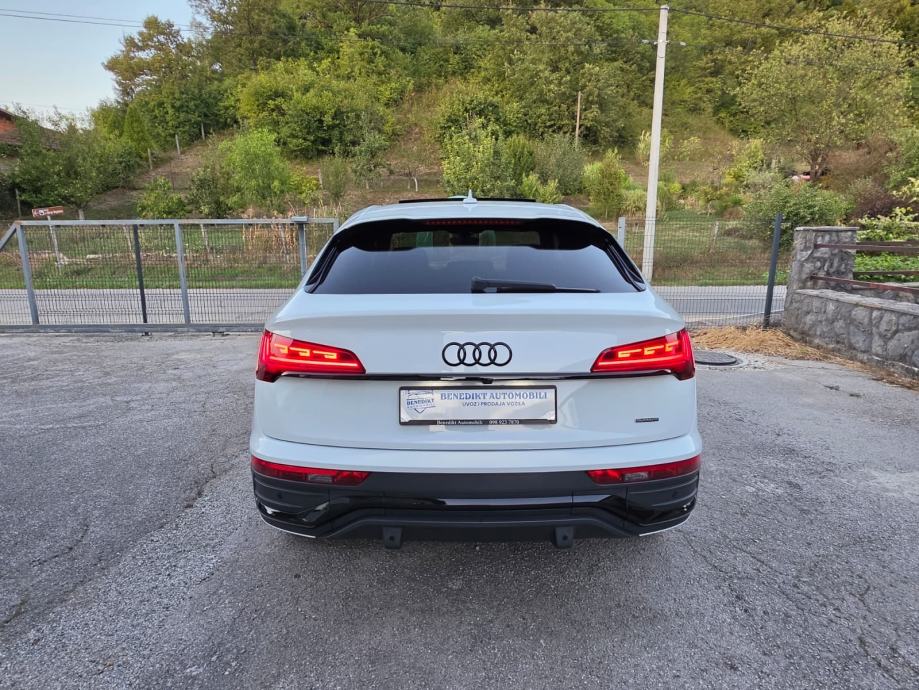 Audi Q5 Sportback 40 TDI Quattro — s-line — panorama — B&O — servisna, fotografija 7