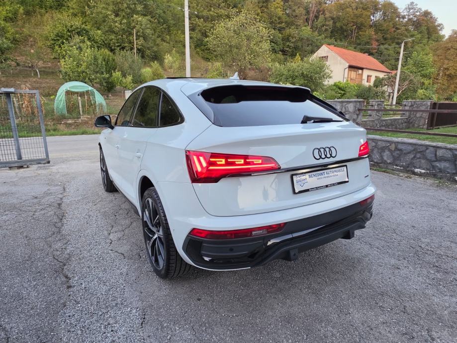 Audi Q5 Sportback 40 TDI Quattro — s-line — panorama — B&O — servisna, fotografija 8
