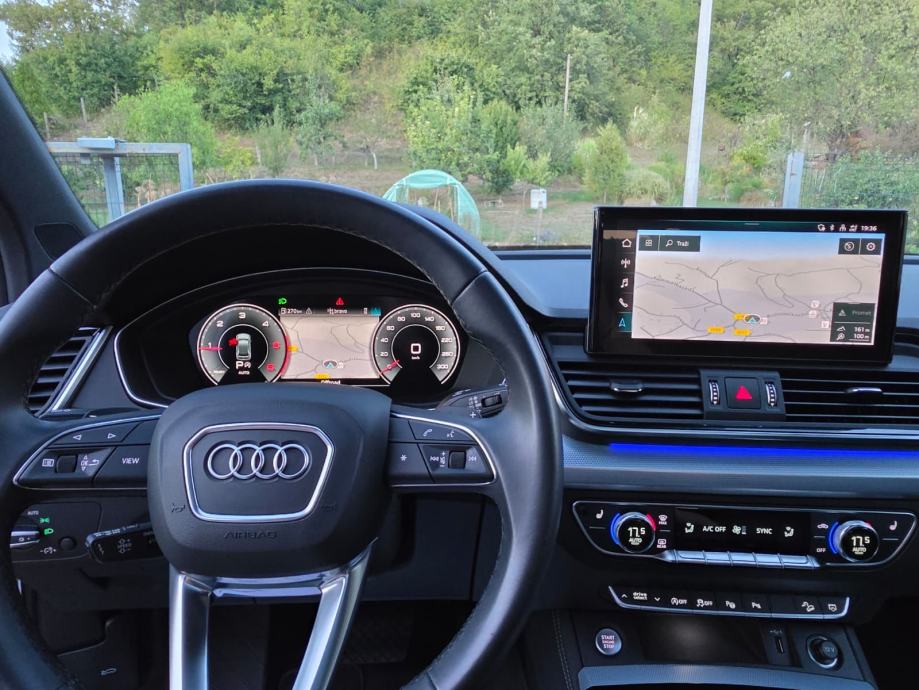 Audi Q5 Sportback 40 TDI Quattro — s-line — panorama — B&O — servisna, fotografija 13