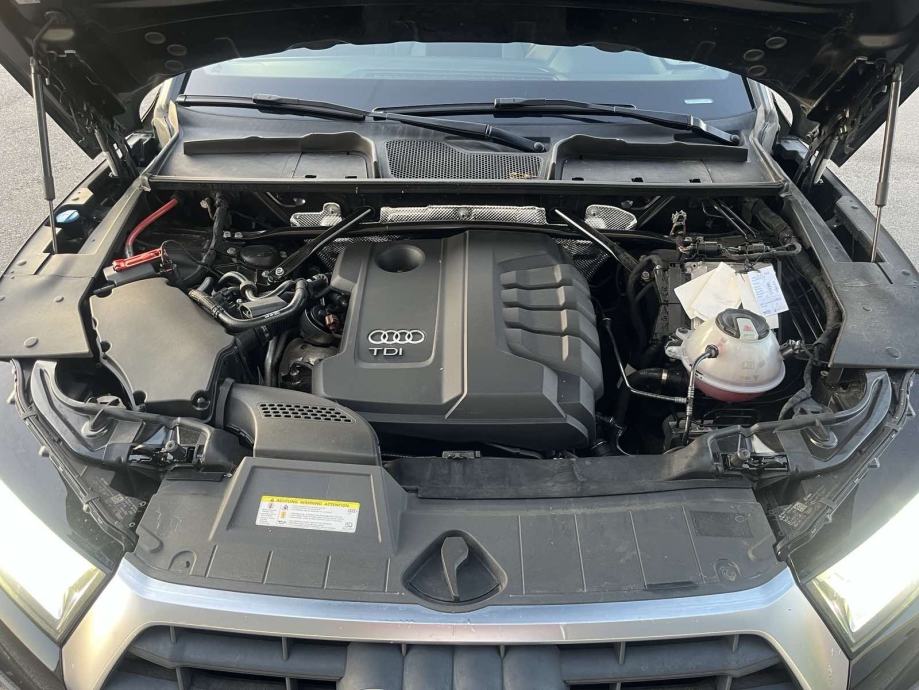 Audi Q5 2.0 TDI ,QUATTRO Reg 1 god, Virtual cocpit, automatik, fotografija 8