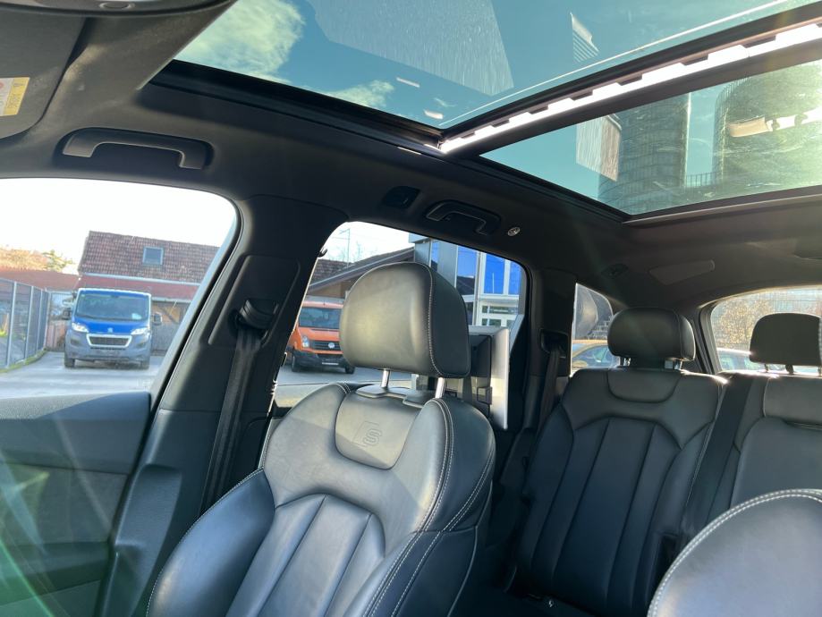 Audi Q7 3,0 TDI QUATTRO **S LINE**3 x DVD** 7 SJEDALA**NIGHT PAKET