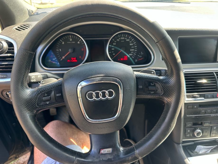 Audi Q7 3,0 V6 TDI automatik *hr papiri* preskocio zupcasti*, fotografija 2