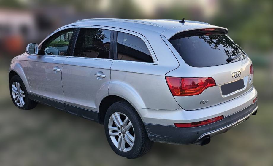 Audi Q7 3,0 V6 TDI, fotografija 5