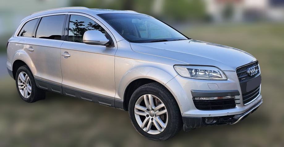 Audi Q7 3,0 V6 TDI, fotografija 7