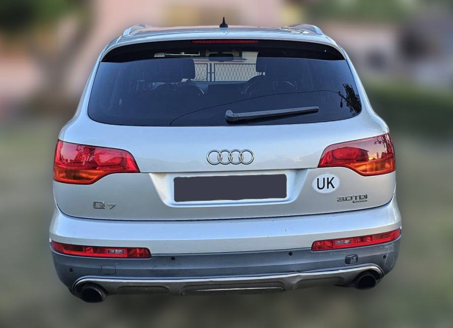 Audi Q7 3,0 V6 TDI, fotografija 8