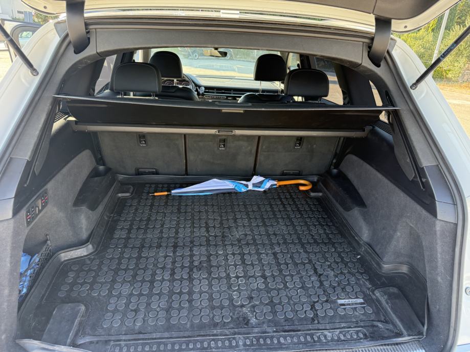 Audi Q7 5,0 TDI Quattro 3xS-Line 7 Sjedala Potpuno opremljen, fotografija 11