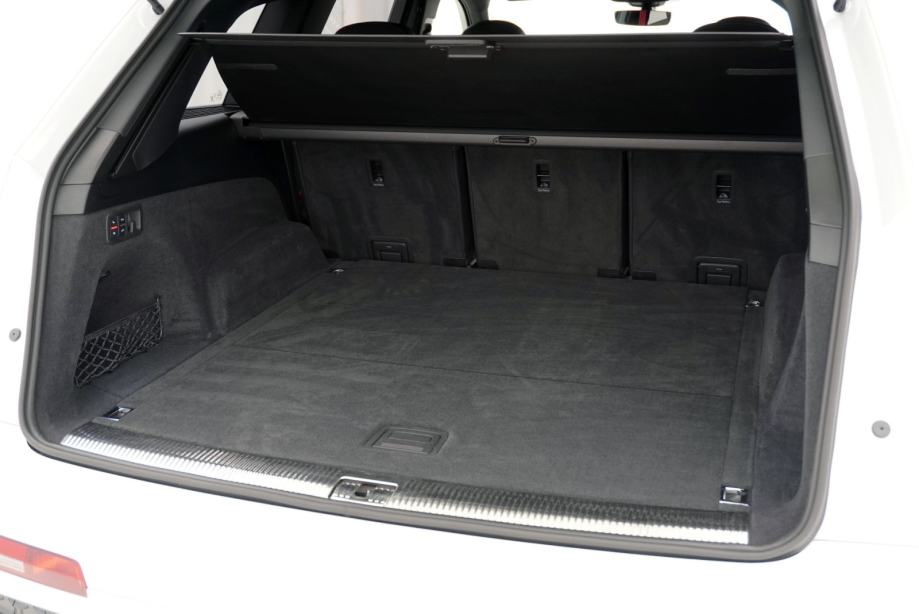 Audi Q7 55 TFSI quattro S Line | Cjena uključuje troškove uvoza, fotografija 9