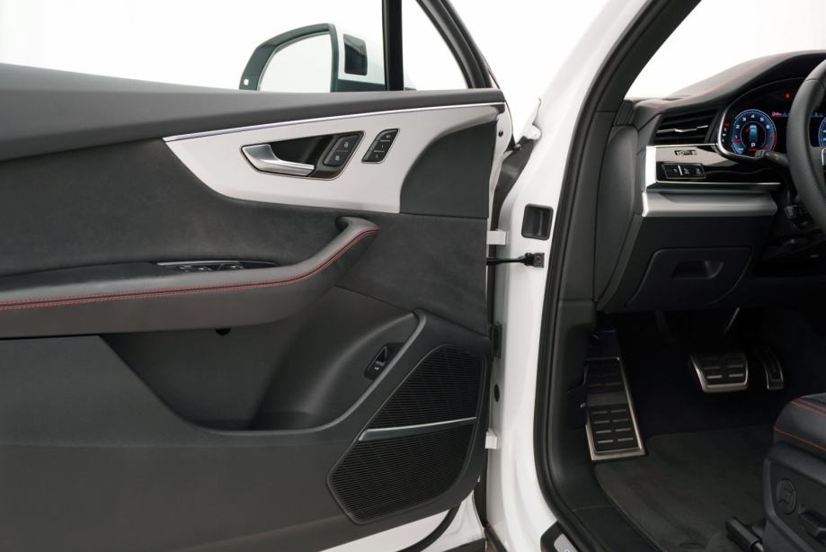 Audi Q7 55 TFSI quattro S Line | Cjena uključuje troškove uvoza, fotografija 10