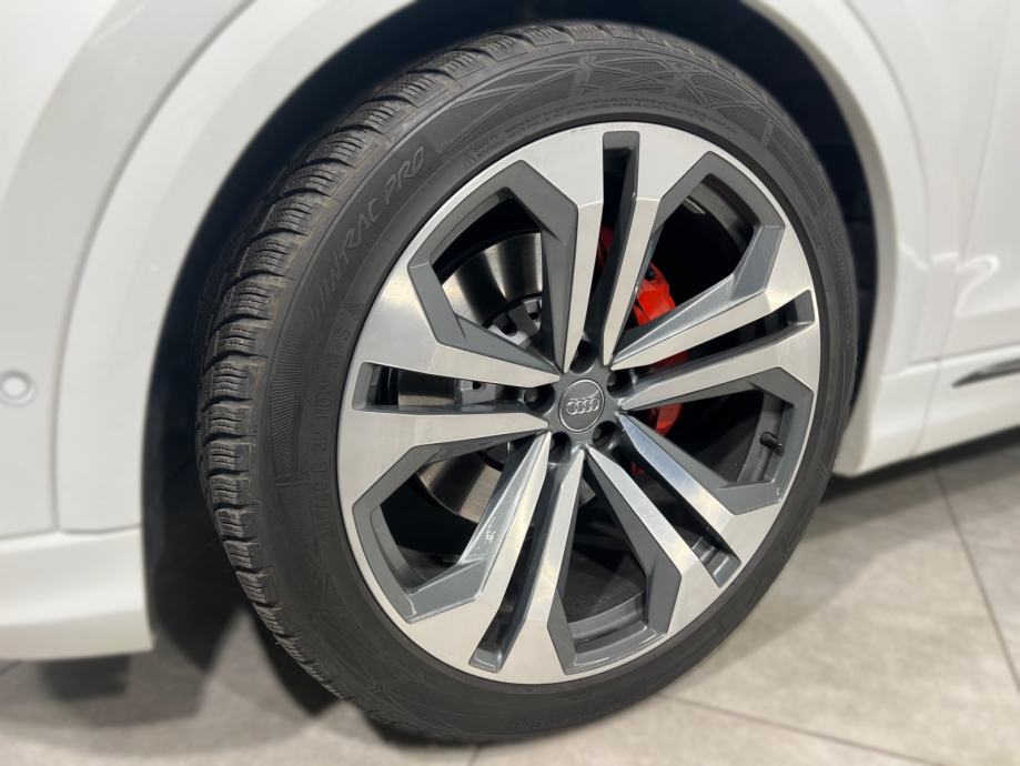 Audi Q8 50 TDI QUATTRO - 3 godine jamstva, fotografija 11