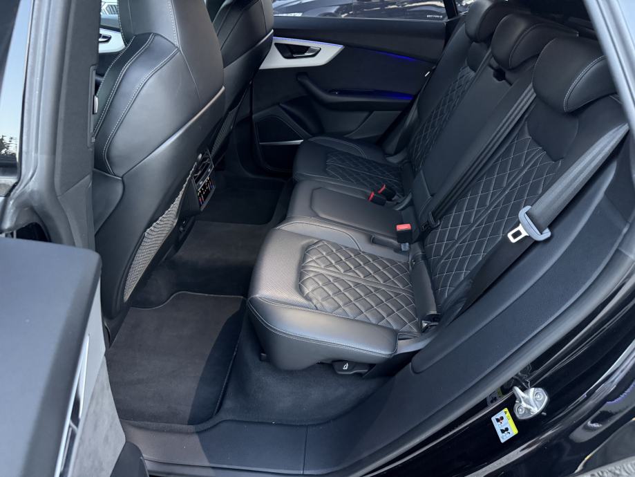AUDI Q8 50 TDI 2022. God - *S-Line* - 286 Ks - 23” - 360• - Night pack, fotografija 20