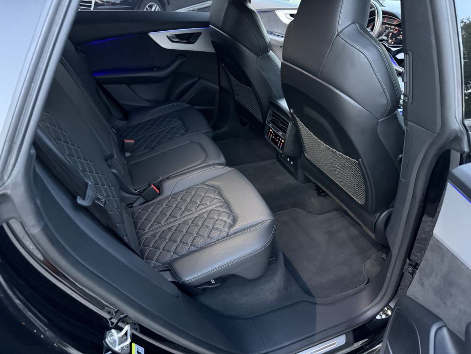 AUDI Q8 50 TDI 2022. God - *S-Line* - 286 Ks - 23” - 360• - Night pack, fotografija 17