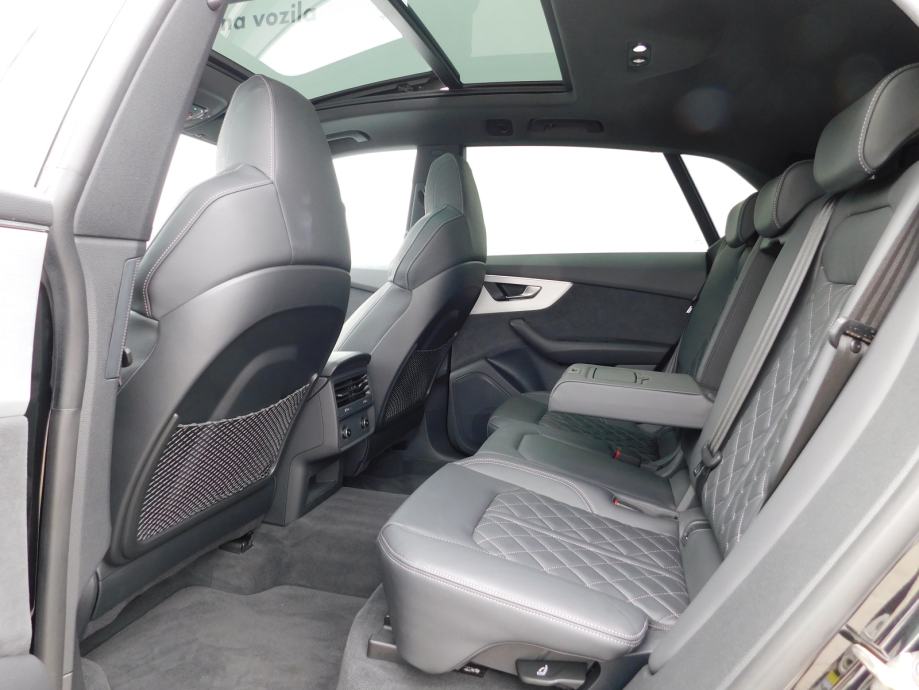 Audi Q8 50TDI quattro tiptronic, fotografija 11