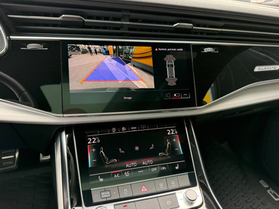 Audi Q8 55 3.0 V6 TFSI Quattro S-Line 250kw reg do 10/27, fotografija 11
