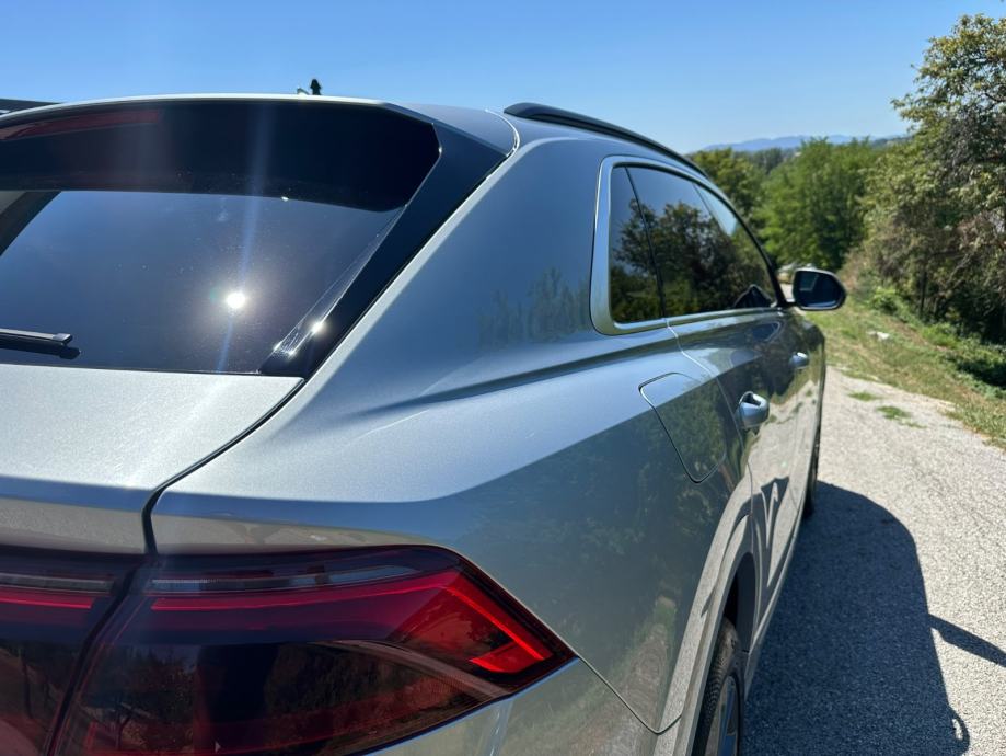 Audi Q8 55 TFSIe MATRIX 360 HUD, fotografija 7