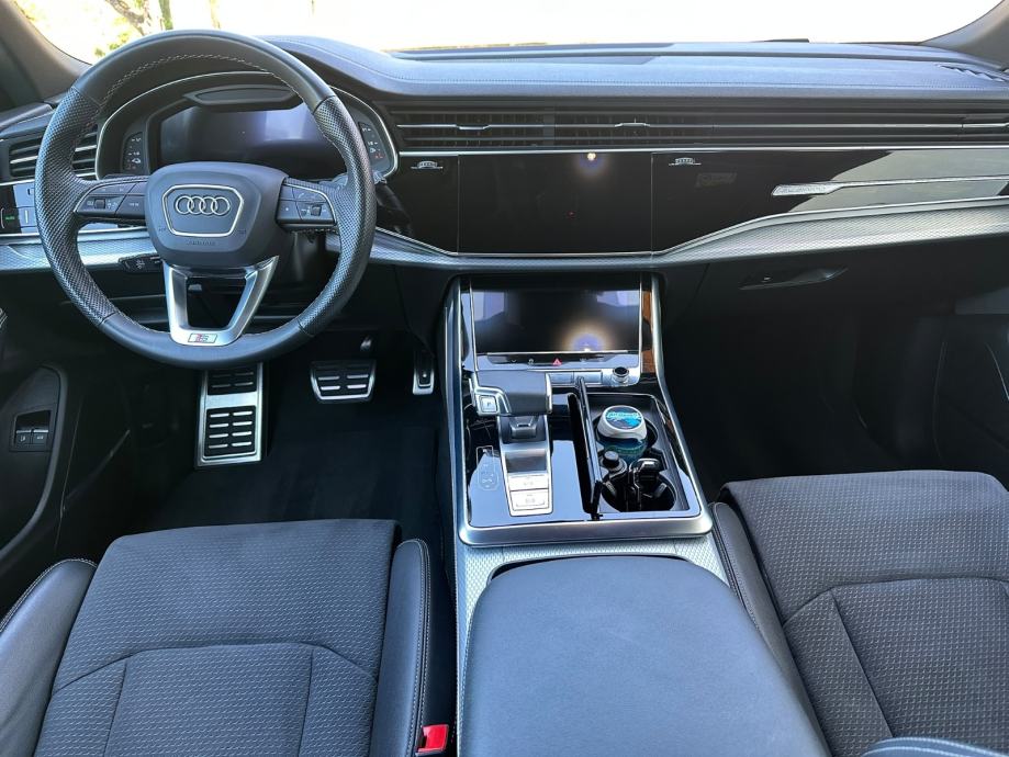 Audi Q8 55 TFSIe MATRIX 360 HUD, fotografija 16