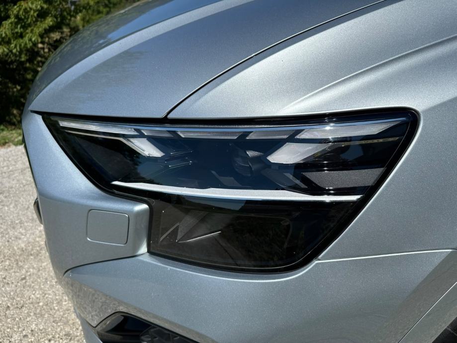 Audi Q8 55 TFSIe MATRIX 360 HUD, fotografija 18