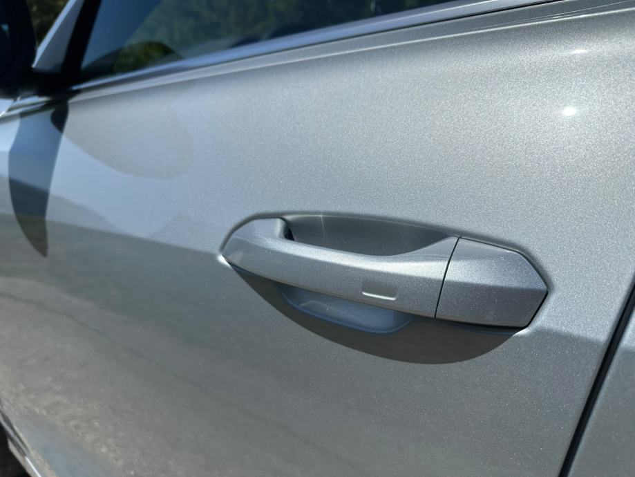Audi Q8 55 TFSIe MATRIX 360 HUD, fotografija 20