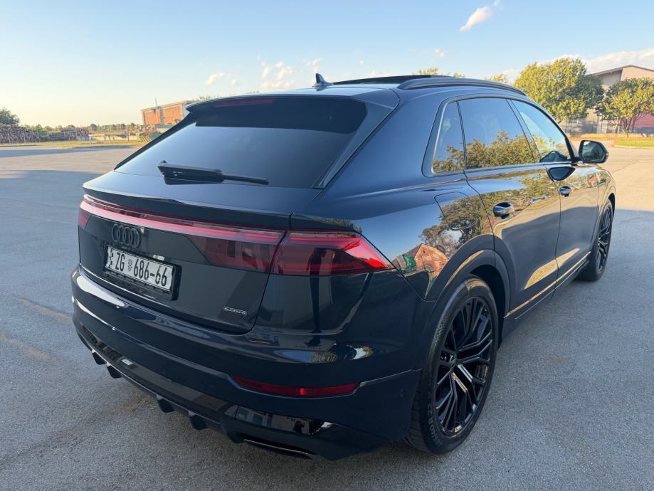 Audi Q8 55 TFSI,3xS-line,black optik plus,panorama,zracni ovjes,pdv, fotografija 7