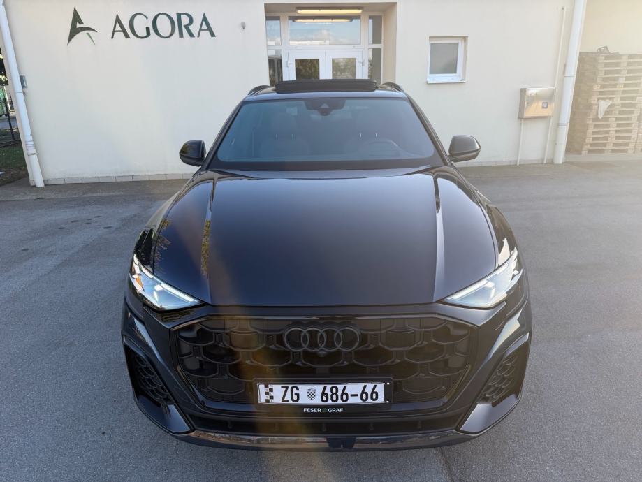 Audi Q8 55 TFSI,3xS-line,black optik plus,panorama,zracni ovjes,pdv, fotografija 9