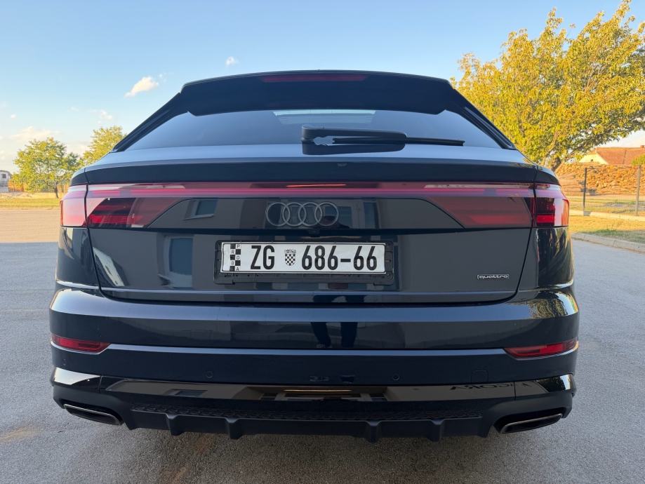Audi Q8 55 TFSI,3xS-line,black optik plus,panorama,zracni ovjes,pdv, fotografija 10