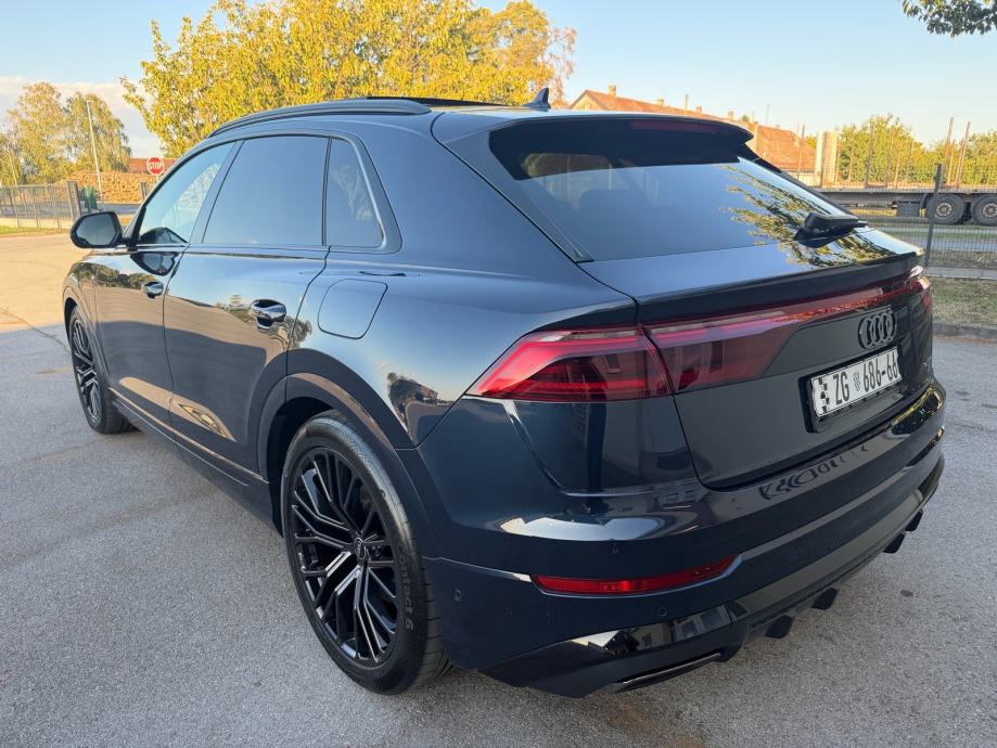 Audi Q8 55 TFSI,3xS-line,black optik plus,panorama,zracni ovjes,pdv, fotografija 11