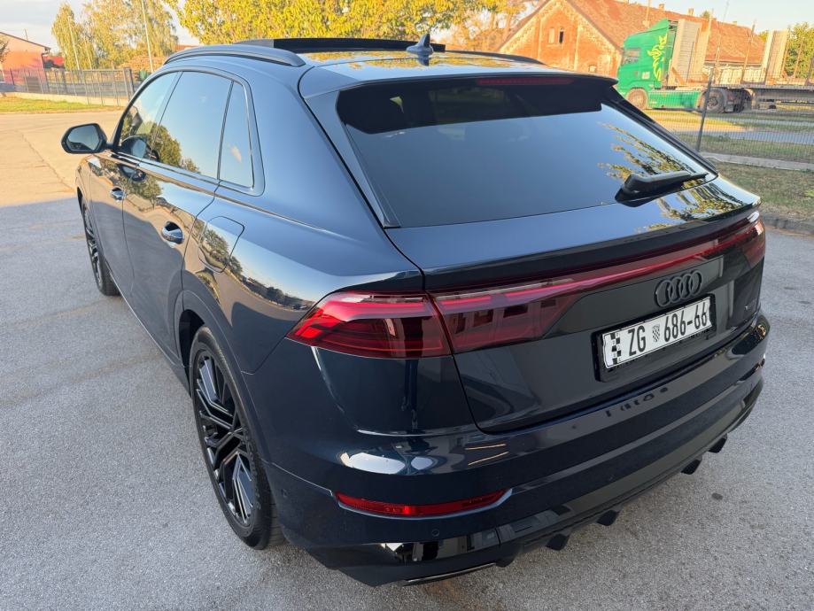 Audi Q8 55 TFSI,3xS-line,black optik plus,panorama,zracni ovjes,pdv, fotografija 8