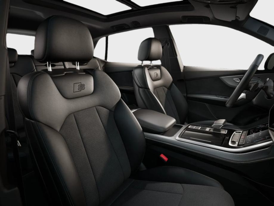 Audi Q8 e-Hibrid 490ks S-LINE, fotografija 3