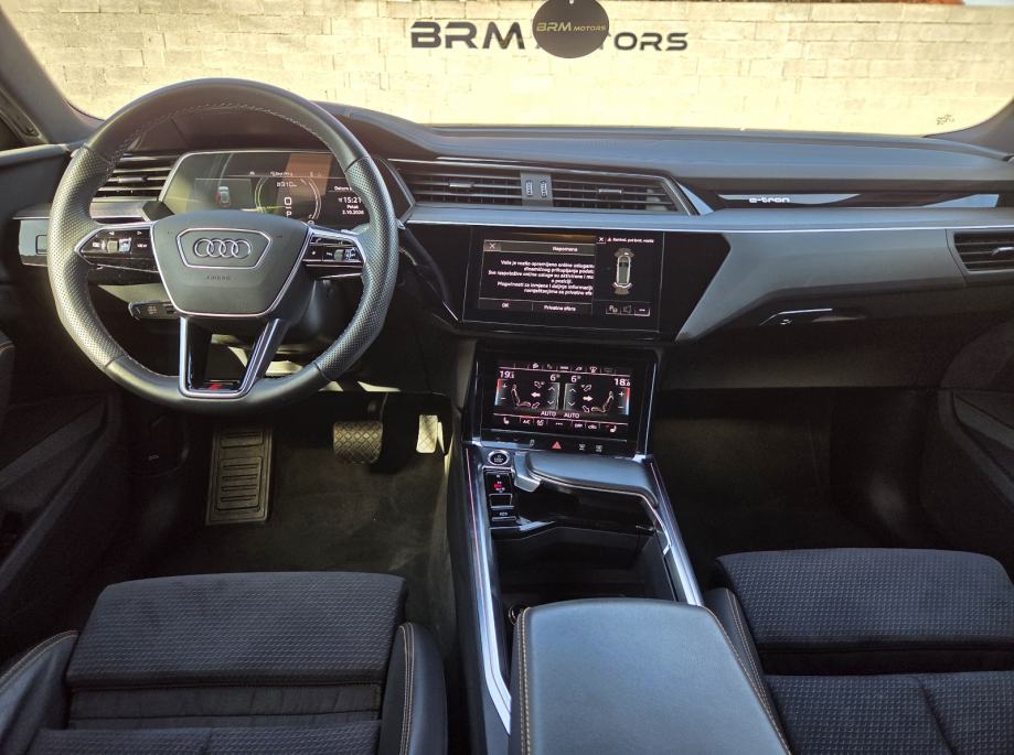 Audi Q8 e-tron 55 Quattro 2xS-LINE -ORANGE BLACK EDITION --2022.g.--, fotografija 8