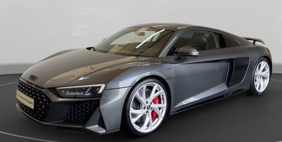 Audi R8
