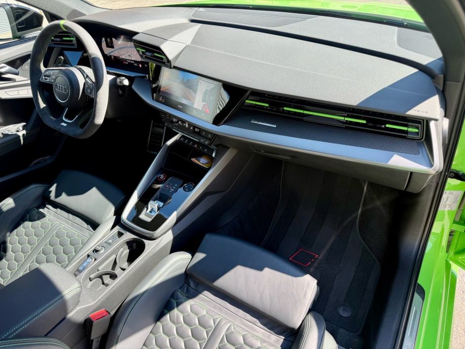 ⭐️AUDI RS3 LIMUZINA,KERAMIKA,VIRTUAL,PANO,360*,FULL ⭐️GARANCIJA⭐️, fotografija 13