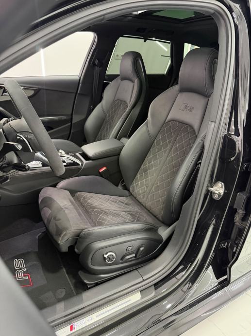 Audi RS4 AVANT 2.9TFSI QUATTRO S-TRONIC, fotografija 15