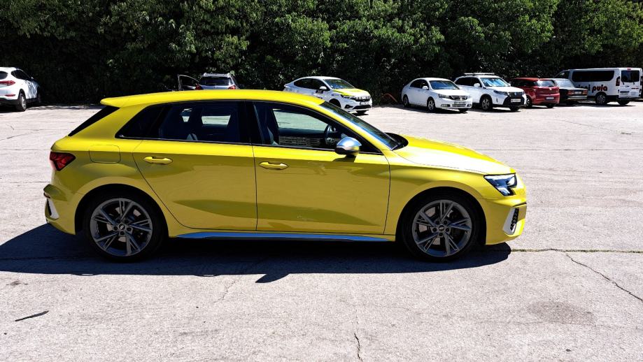 Audi S3 2.0 TFSI quattro – 2023. godište, fotografija 3