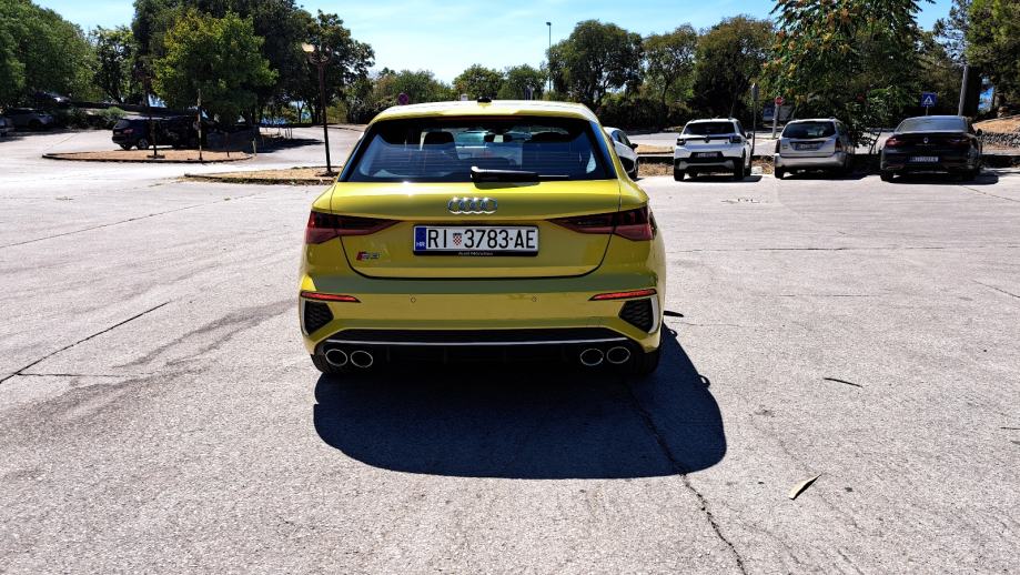 Audi S3 2.0 TFSI quattro – 2023. godište, fotografija 5