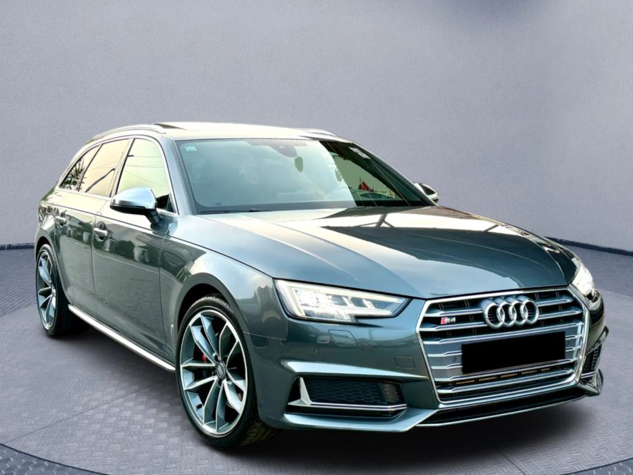 Audi S4 Avant