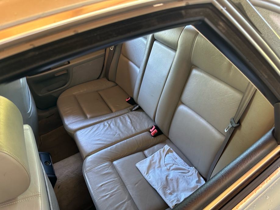 Audi S8 4,2 orginal šaltung, fotografija 16