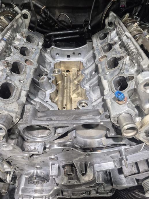 Audi S8 4,2 orginal šaltung, fotografija 17