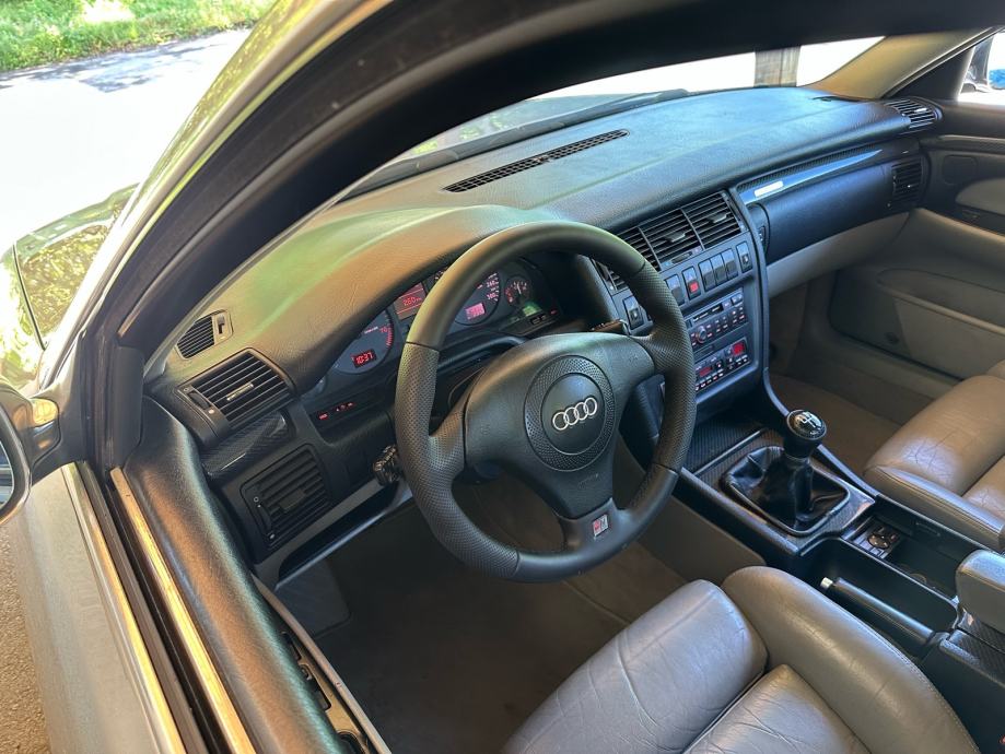 Audi S8 4,2 orginal šaltung, fotografija 8