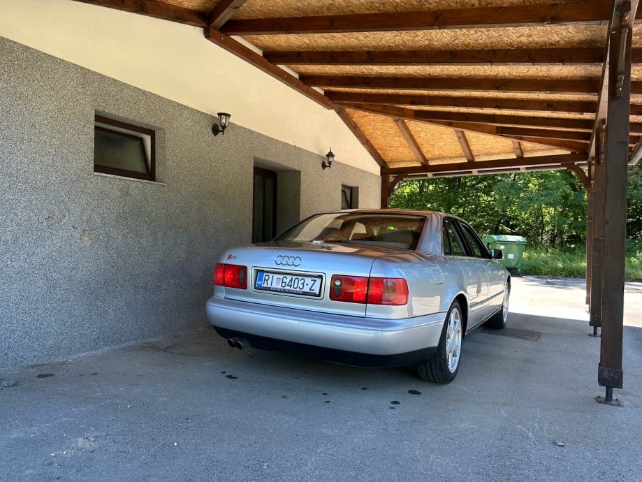Audi S8 4,2 orginal šaltung, fotografija 6