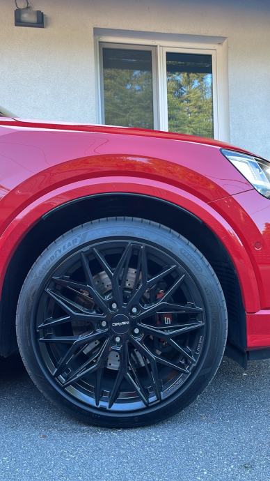 Audi SQ2 Quattro 300ks Diamond seats B&O Virtual, fotografija 10