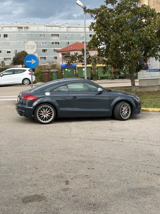 Audi TT 2.0 TFSI, fotografija 4